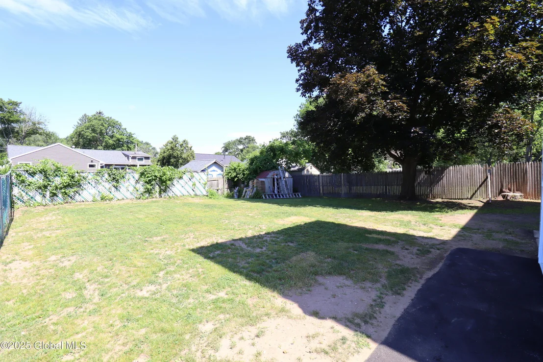 Photo of 1220 Hemlock Street
