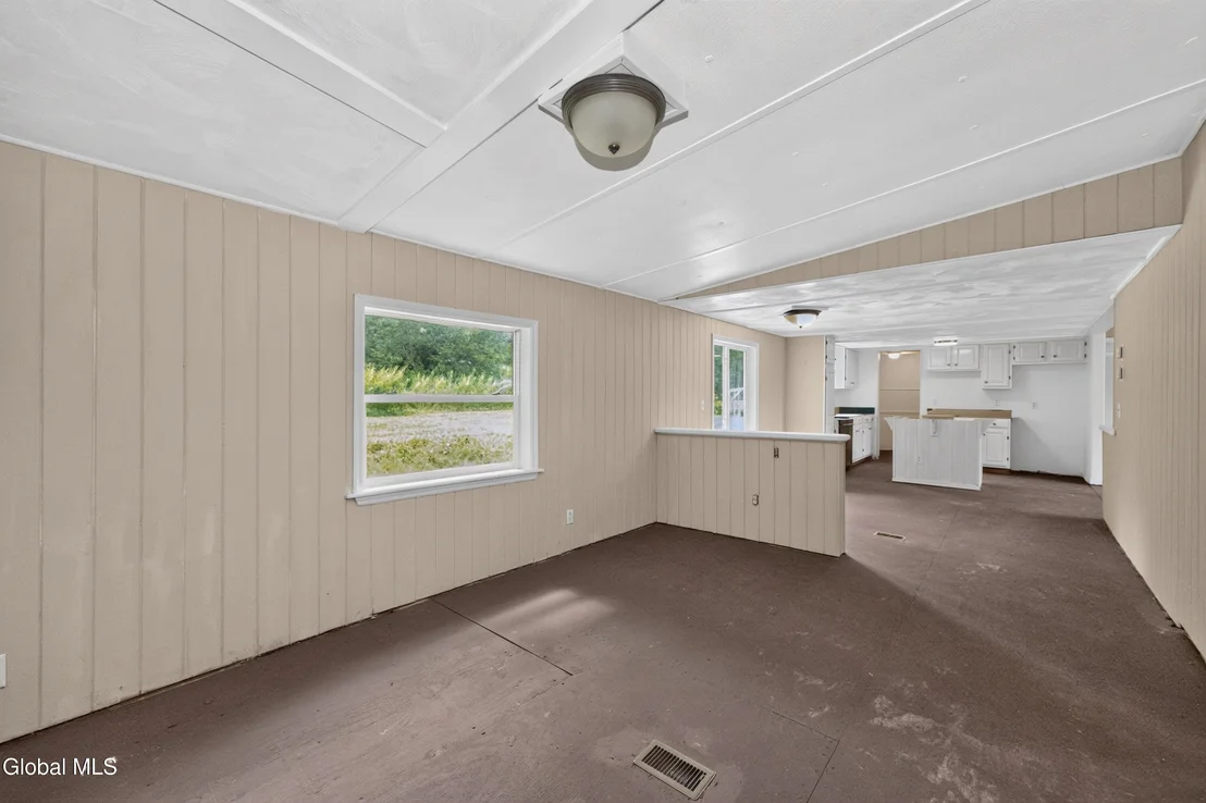 Photo of 683 Knickerbocker Road