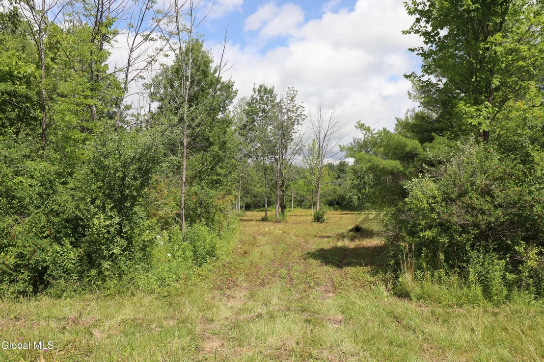 Photo of 468 Middle Road