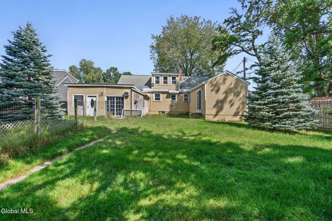 Photo of 1039 Bill Road