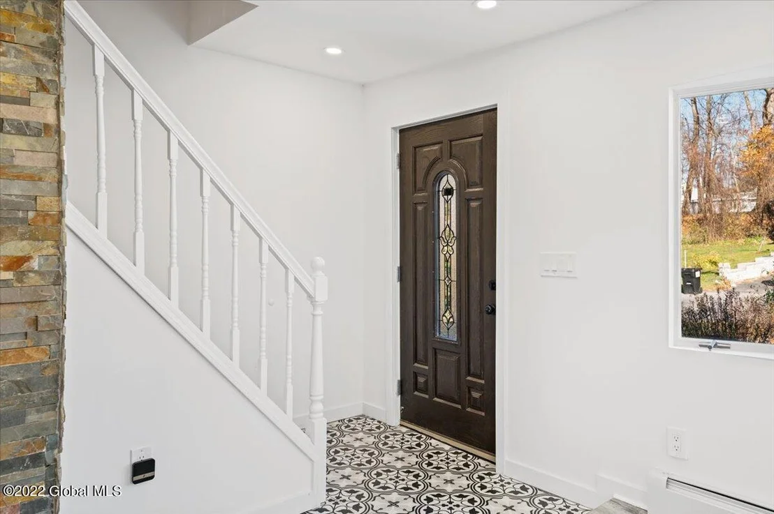 Photo of 895 Obrien Avenue