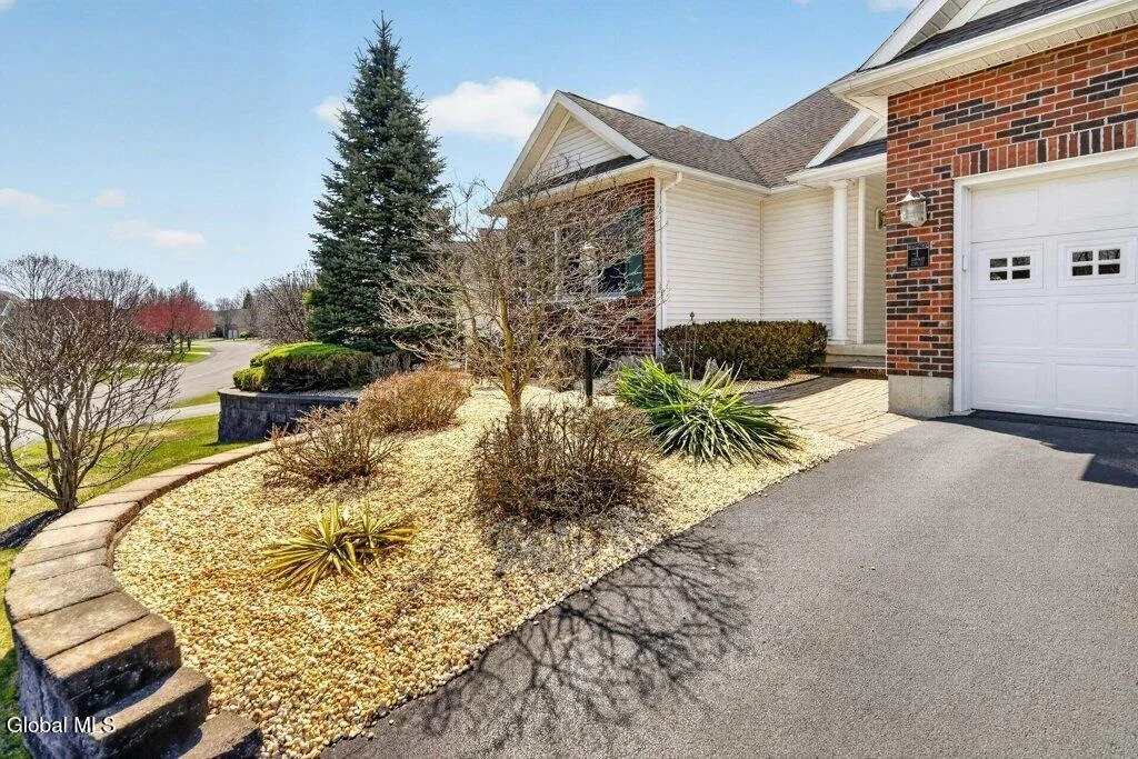 Photo of 1 Conway Circle