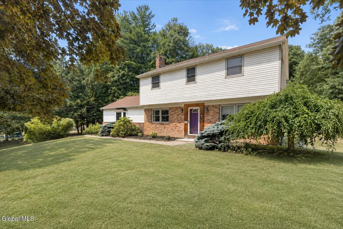 Photo of 5 Thunderbird Drive
