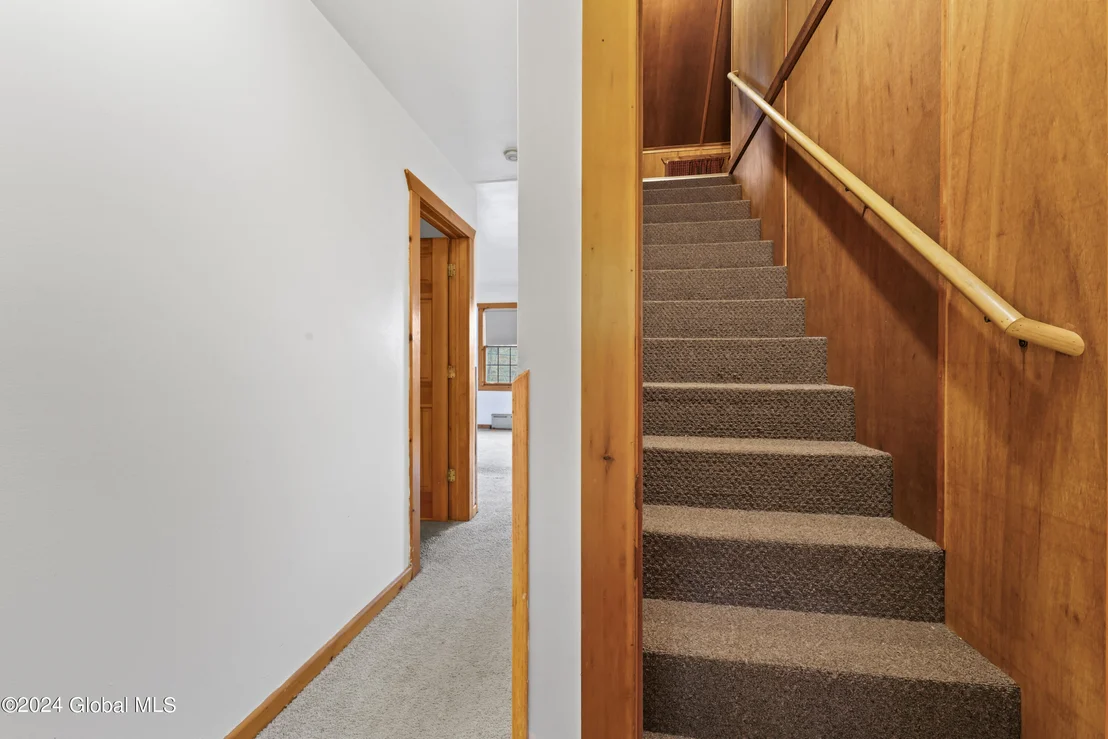 Photo of 680 Taborton Road