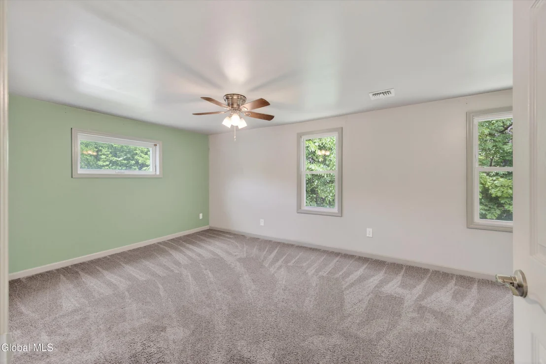 Photo of 162 Clamsteam Road