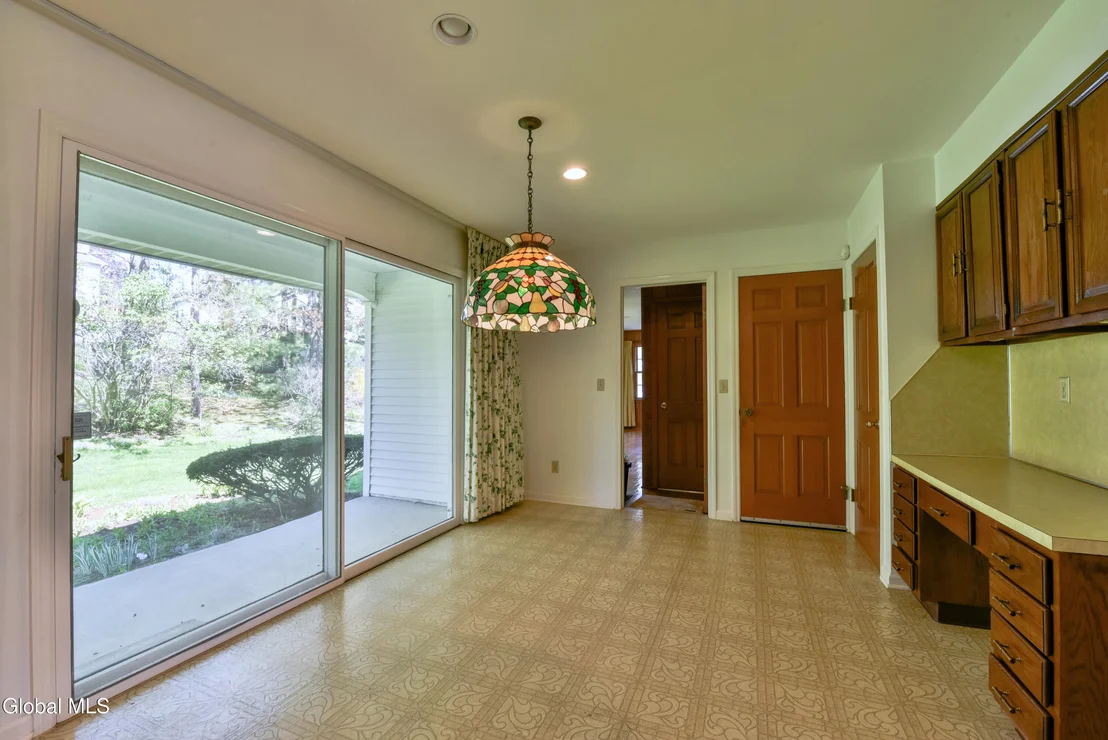 Photo of 1205 Viewmont Drive