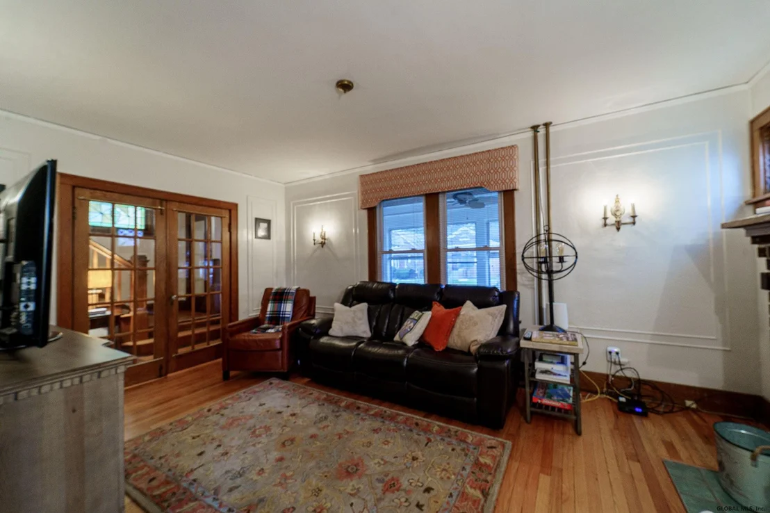 Photo of 32 MARWILL Street