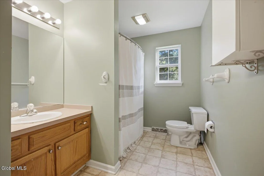 Photo of 315 Consaul Road
