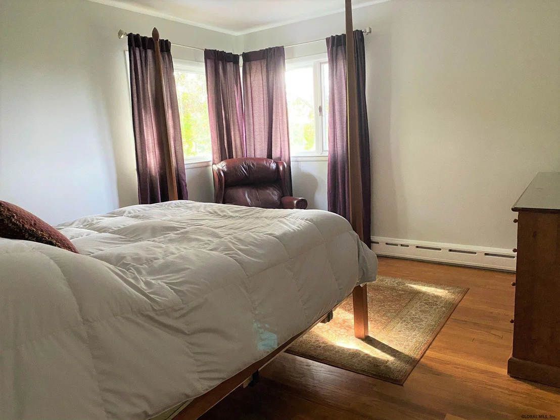 Photo of 120 SHAKER Road