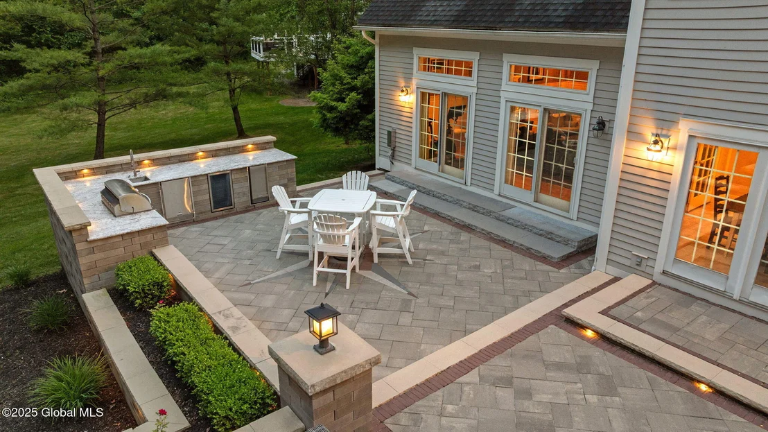 Photo of 428 Ridgehill Road