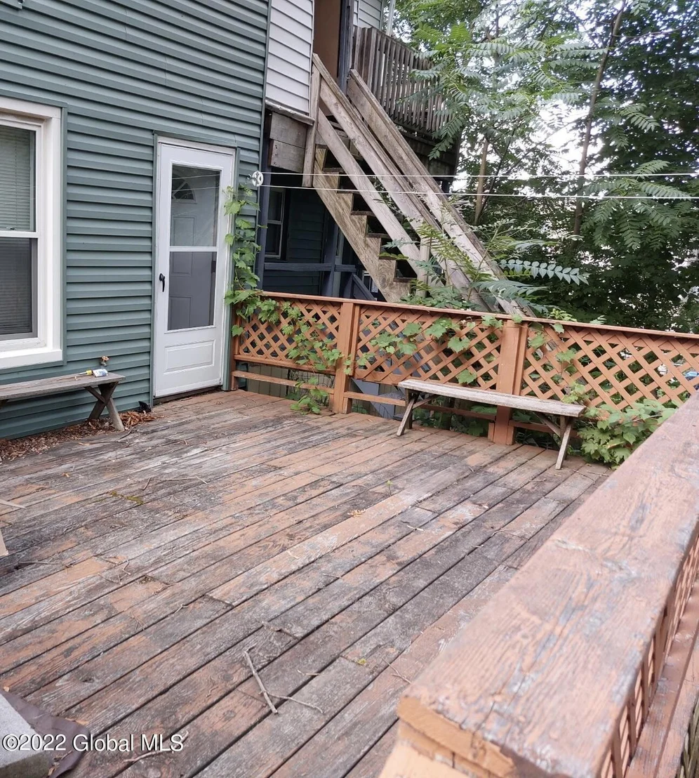 Photo of 124 2nd Avenue