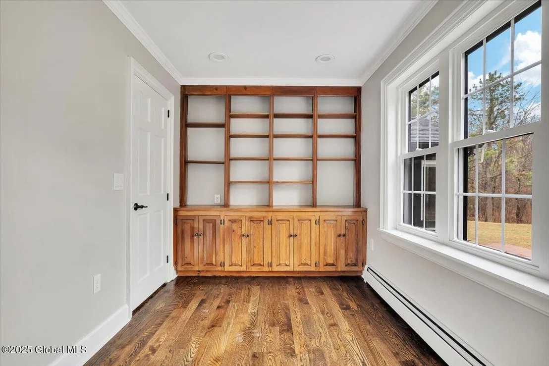 Photo of 4 Pine Drive South