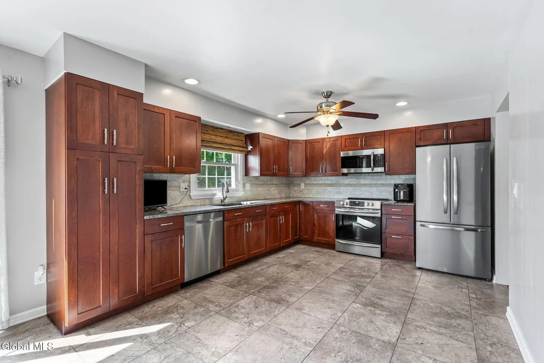 Photo of 19 Midway Drive