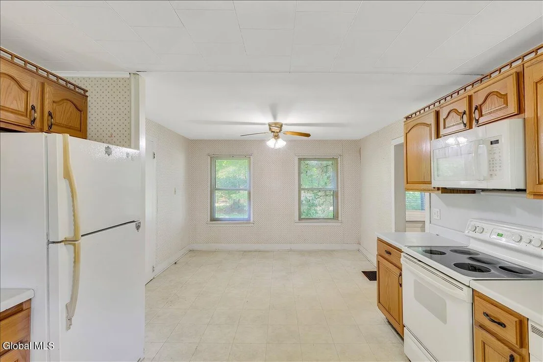 Photo of 60 Maple Avenue