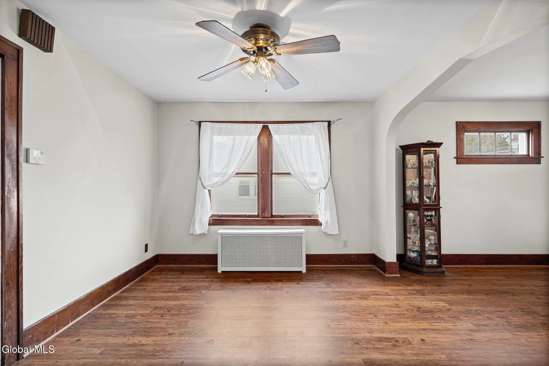 Photo of 1229 Paul Avenue