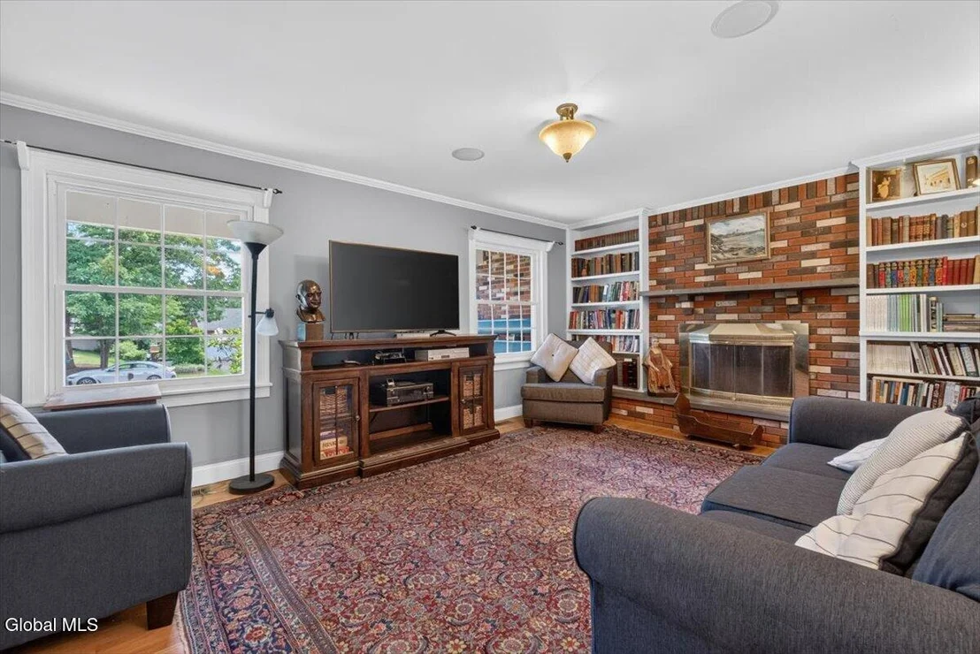 Photo of 845 Northumberland Drive