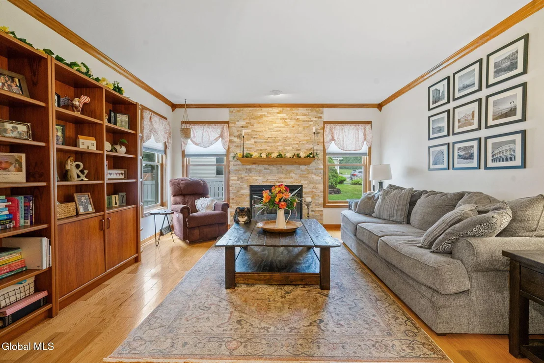 Photo of 125 Halfmoon Drive