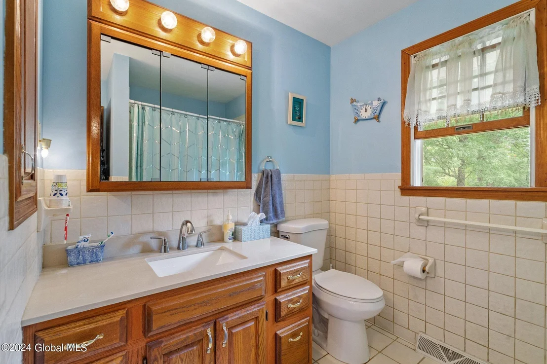 Photo of 136 Fabian Drive
