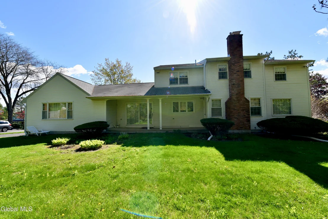 Photo of 1205 Viewmont Drive
