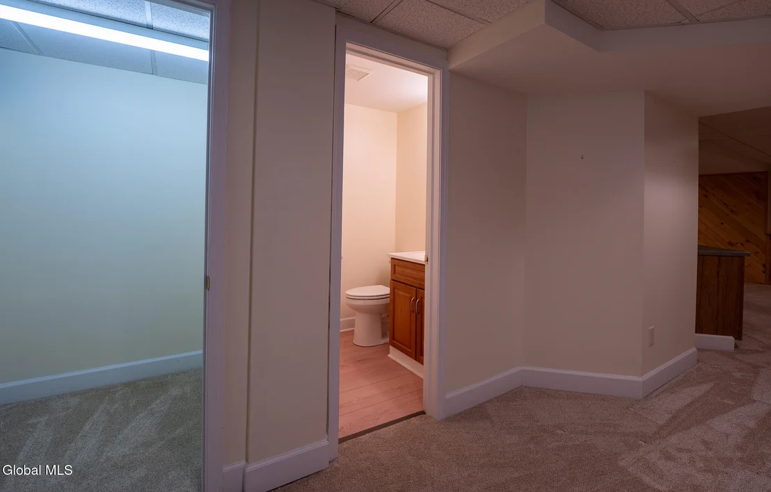 Photo of 10 Whitestone Way