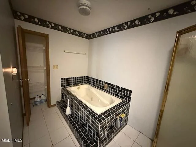 Photo of 425 Barton Hill Road