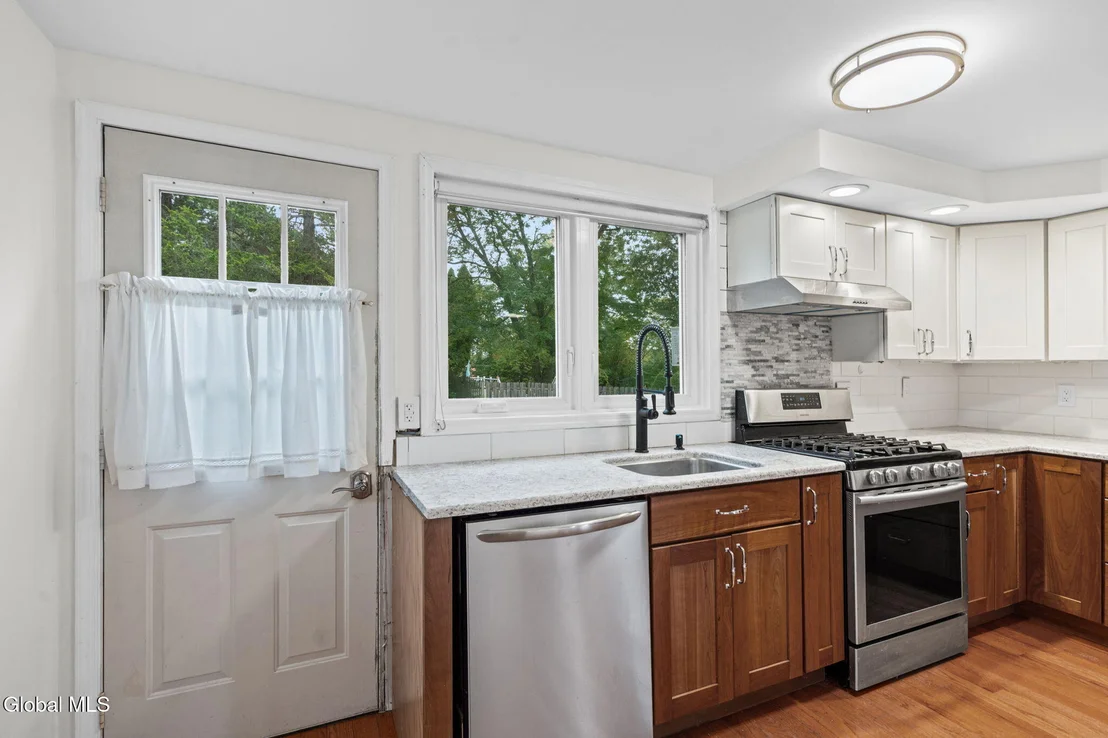 Photo of 4414 Frederick Road