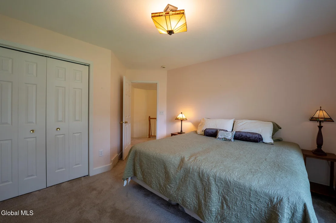 Photo of 10 Whitestone Way