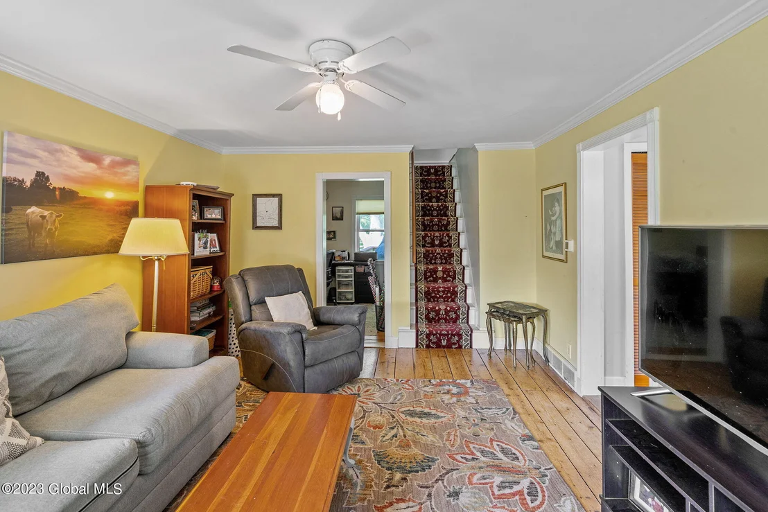 Photo of 207 Maple Avenue