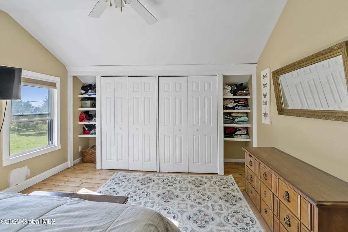 Photo of 207 Maple Avenue