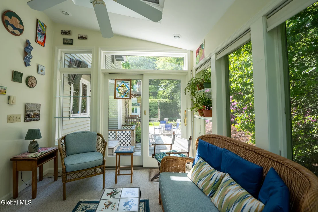 Photo of 103 Union Avenue