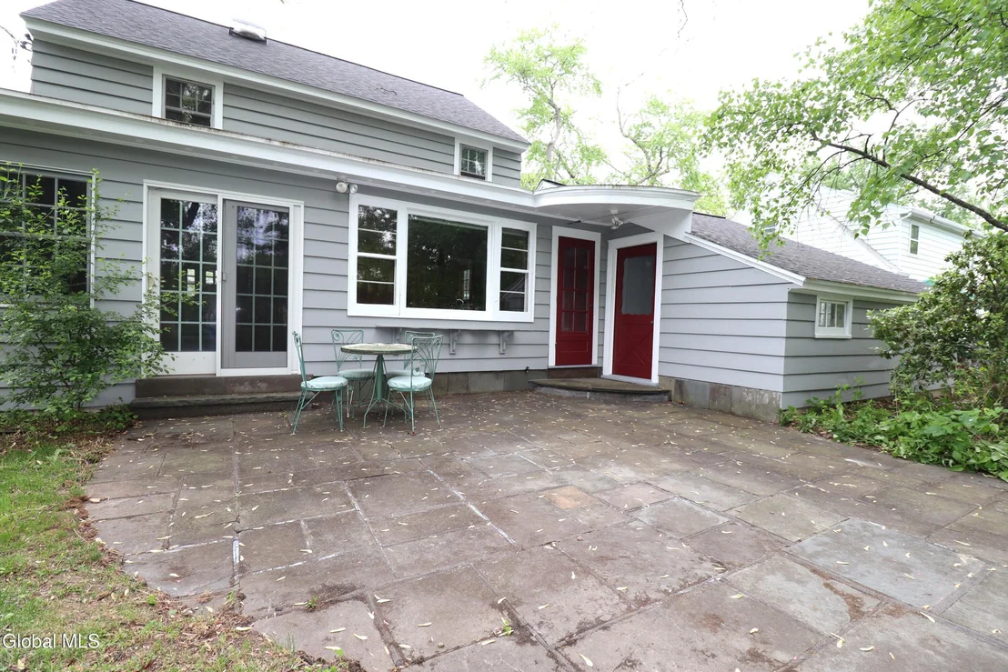 Photo of 2132 Niskayuna Drive