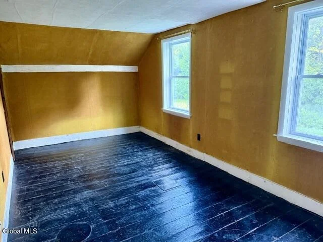 Photo of 28 Starcrest Drive