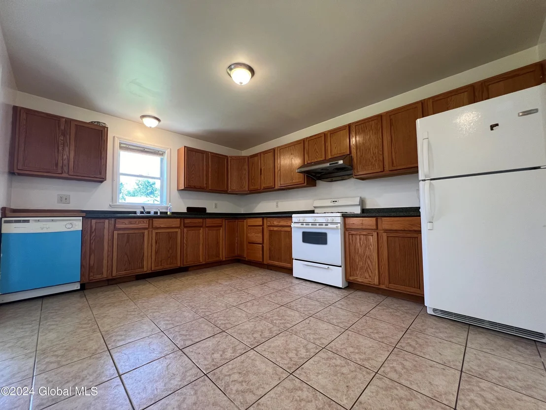 Photo of 313 Chiswell Road