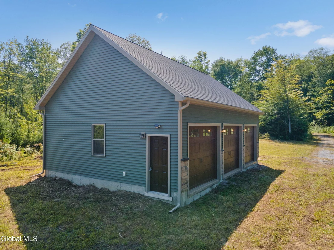 Photo of 5260 Hudson Road
