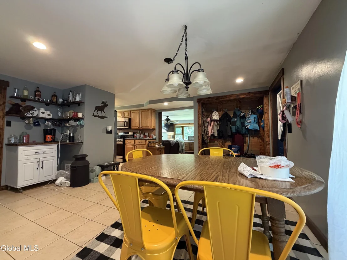 Photo of 24 Lakeview Avenue