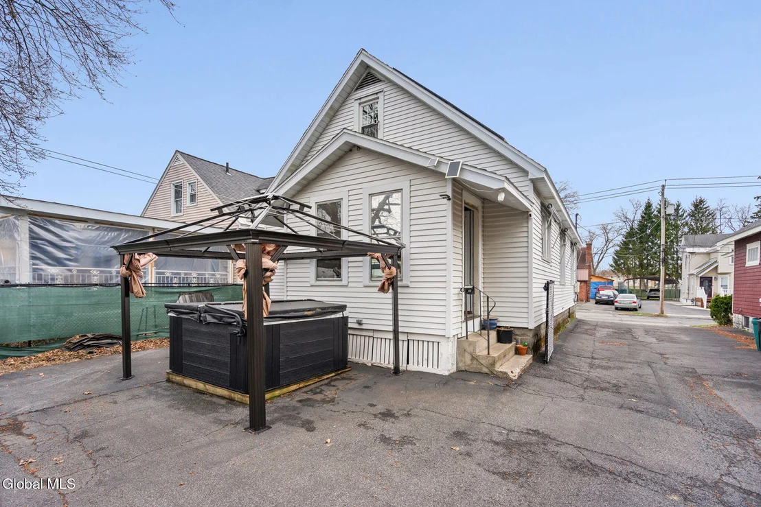 Photo of 222 Edward Street