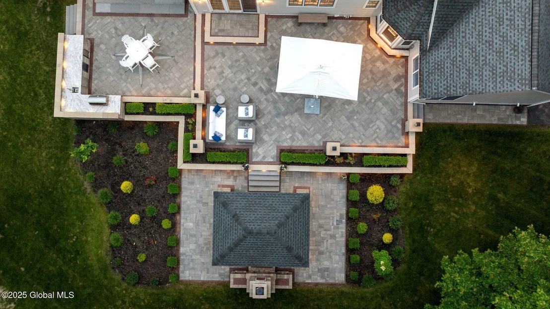 Photo of 428 Ridgehill Road