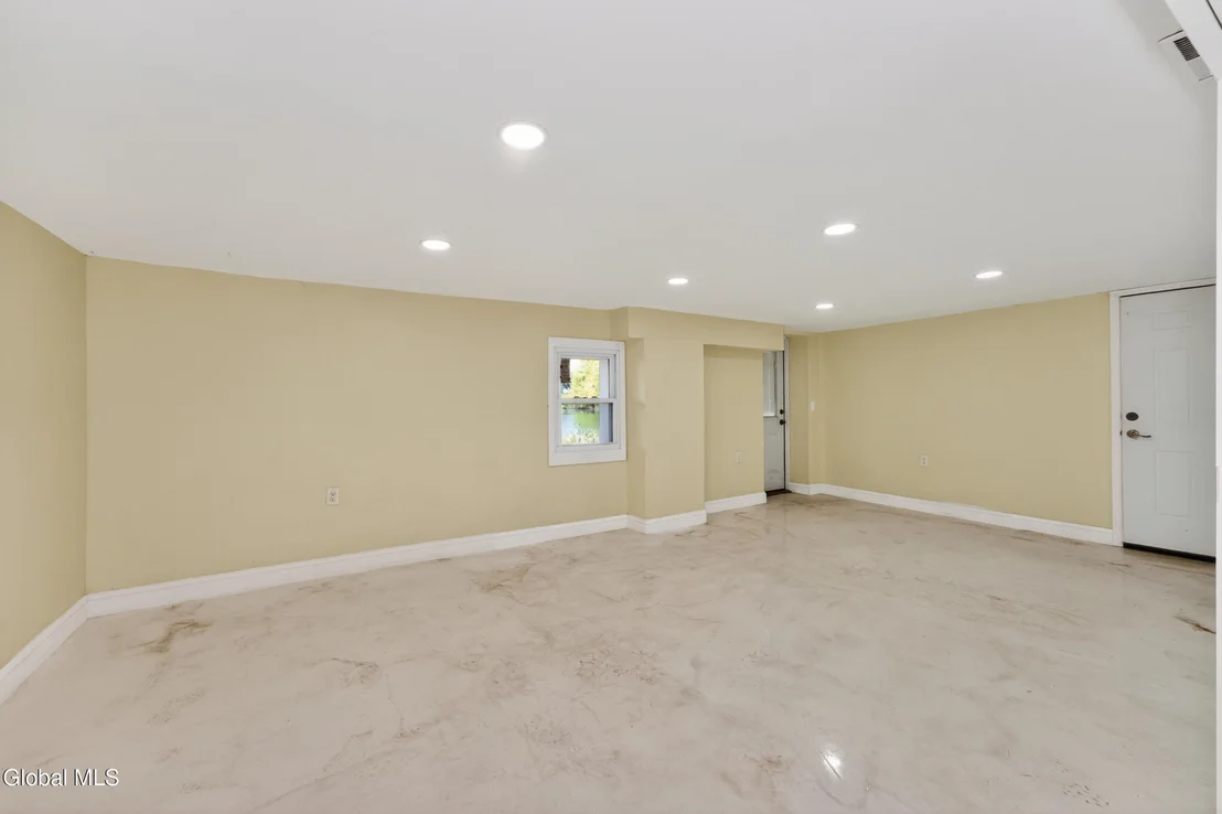 Photo of 2880 New York 22