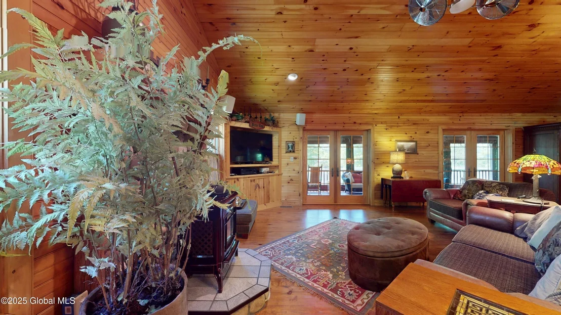 Photo of 44 Overbrook Road