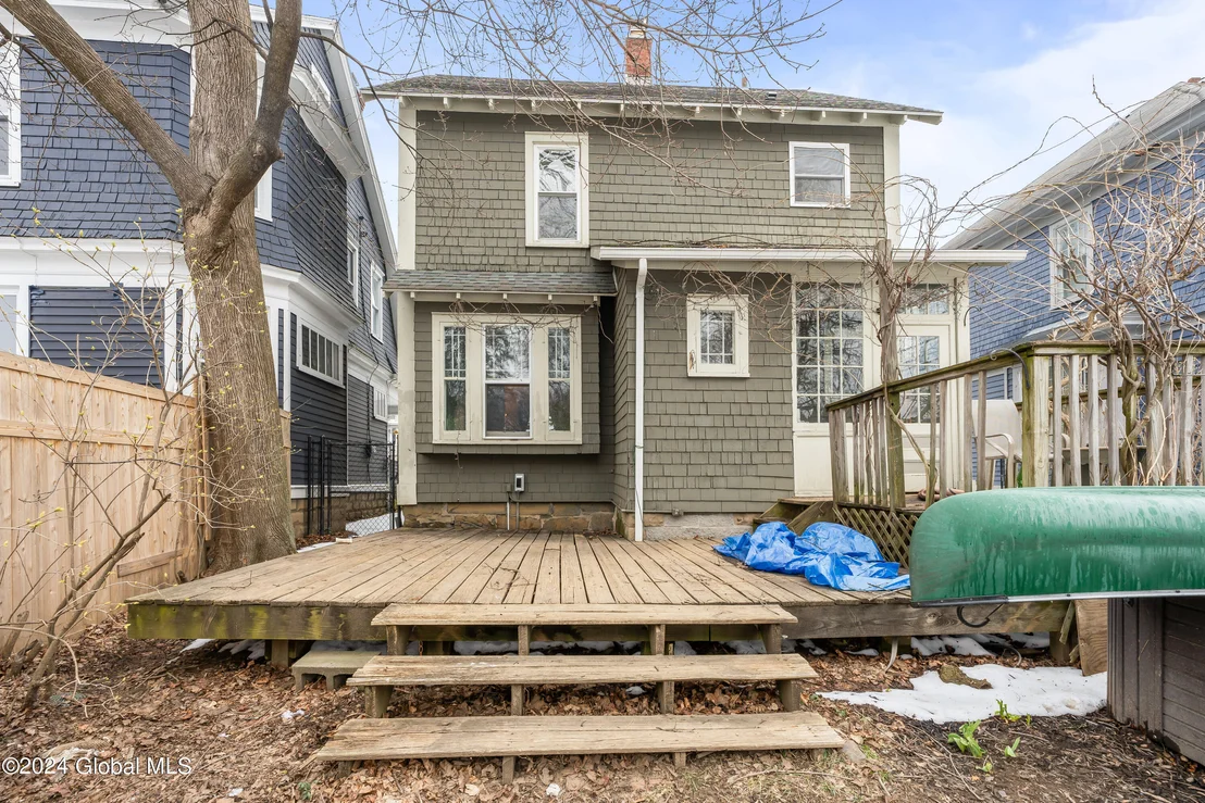 Photo of 1680 Rugby Road