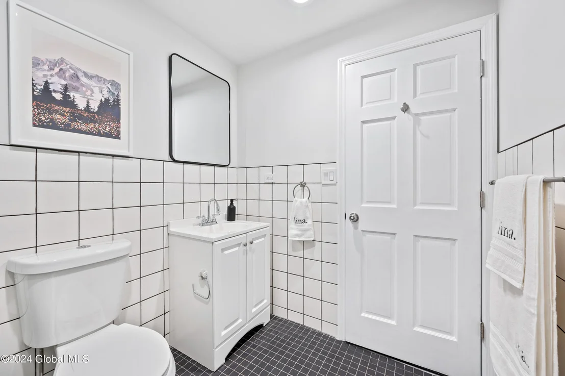Photo of 5 Wawayanda Place