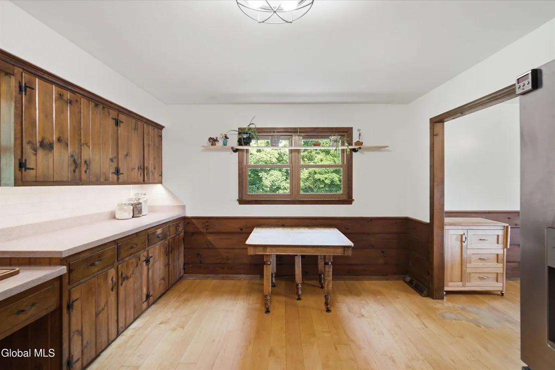 Photo of 1108 North Road