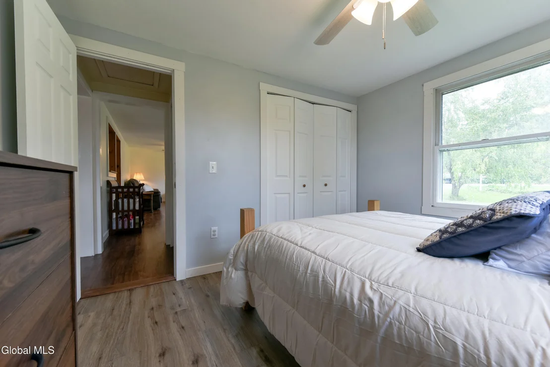 Photo of 455 Middle Road