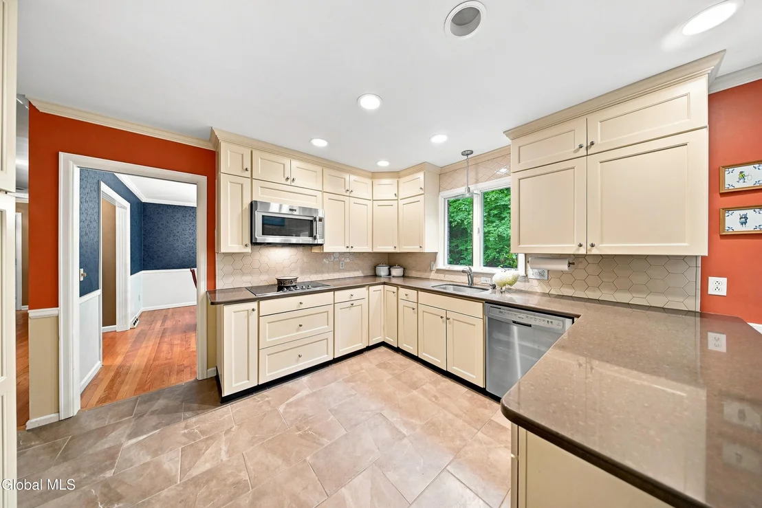 Photo of 7 Macaffer Drive
