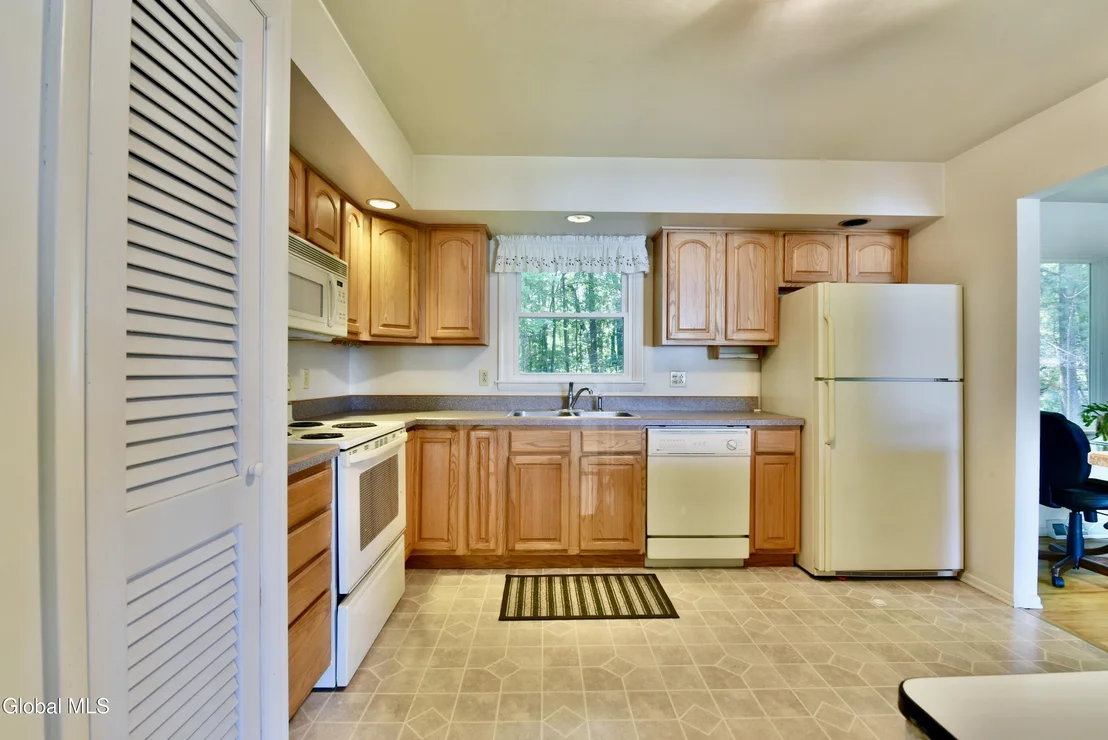 Photo of 4 Cedar Court