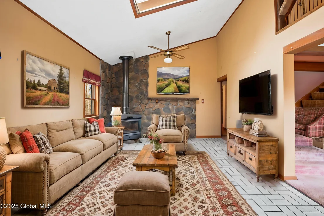 Photo of 9 Griffith Lane