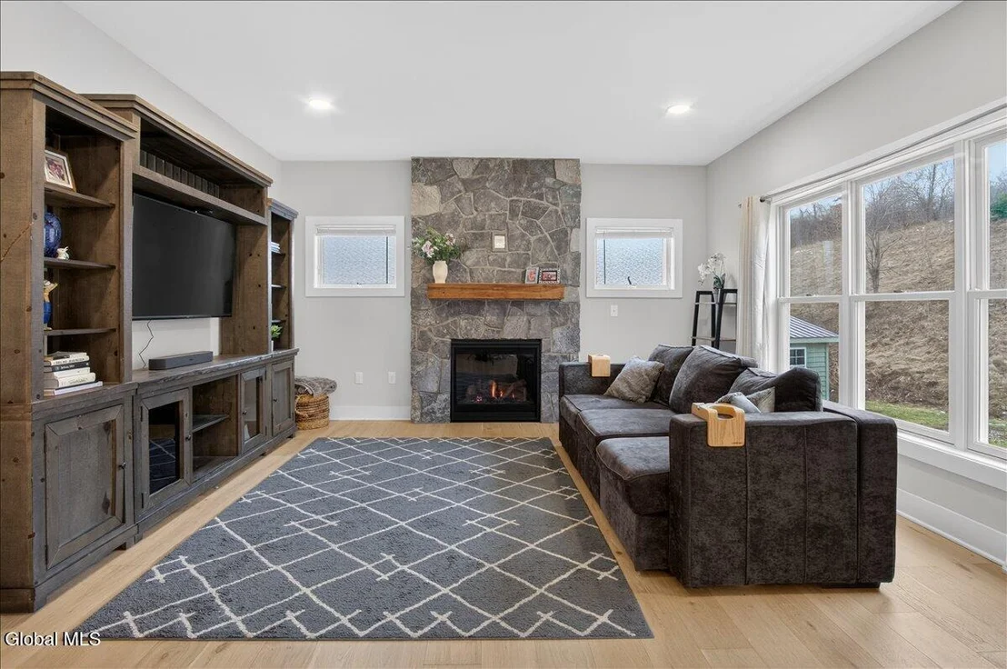 Photo of 10 Quail Run