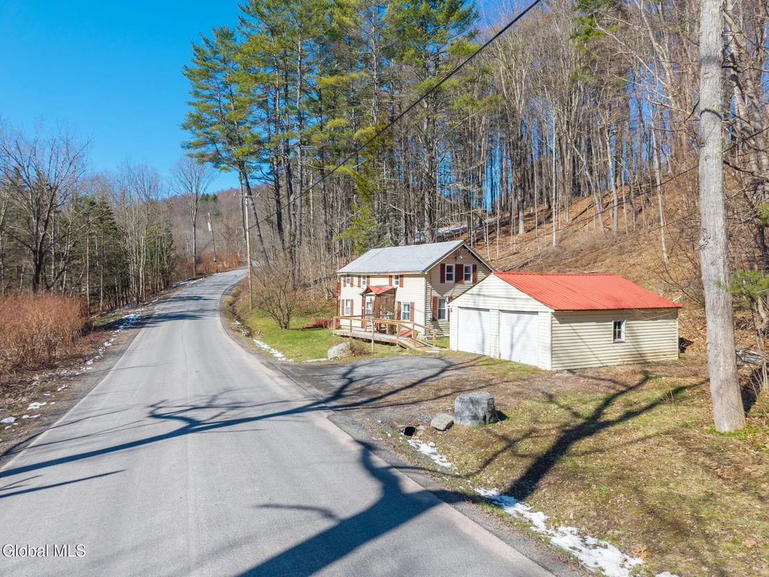 Photo of 969 Gates Hill Road