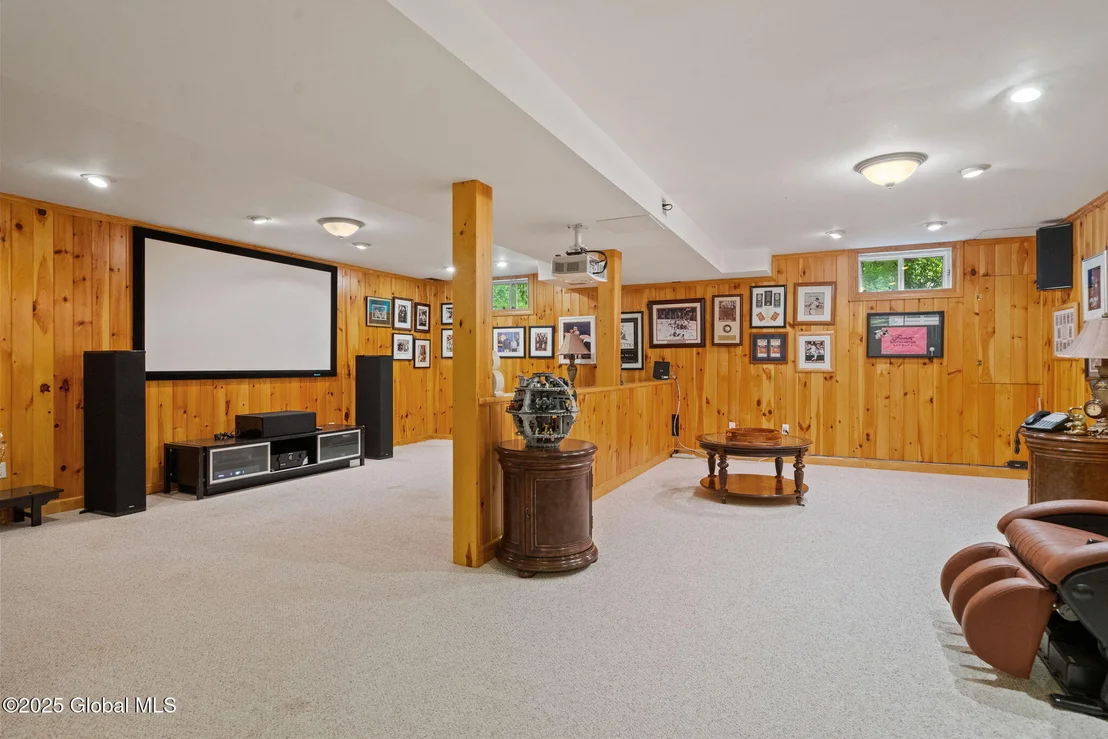 Photo of 428 Ridgehill Road