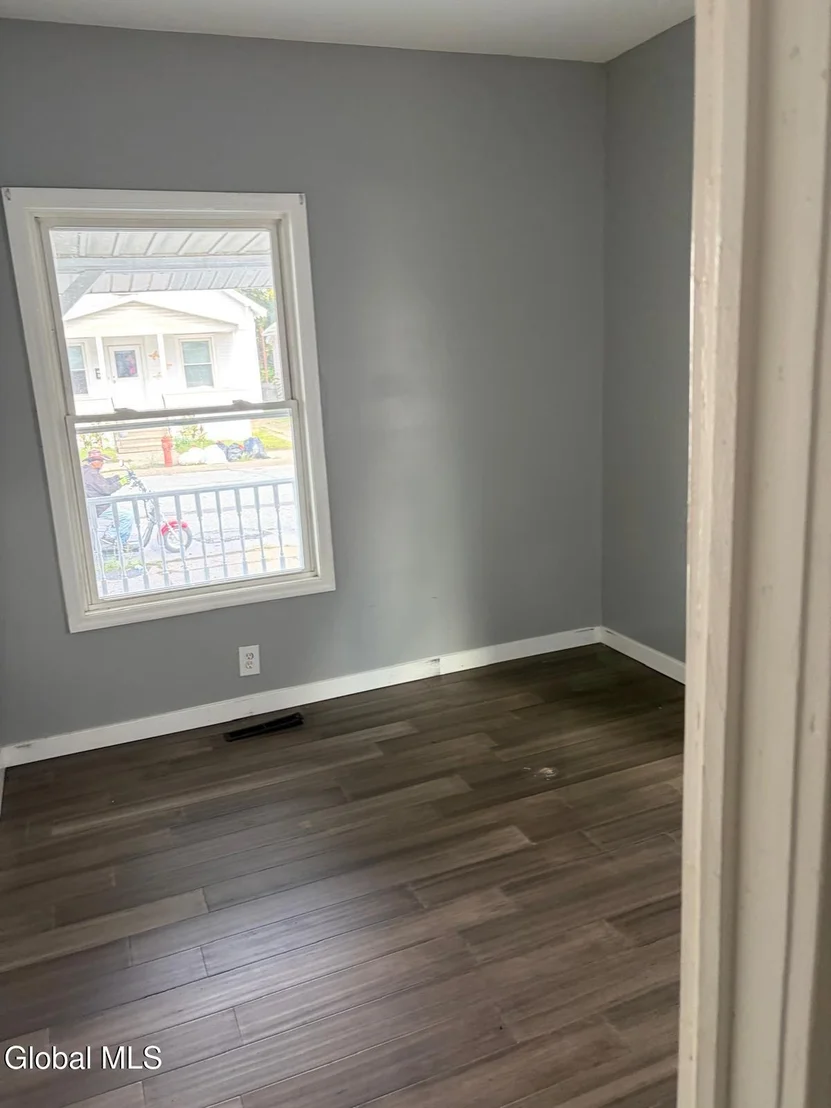 Photo of 272 Altamont Avenue